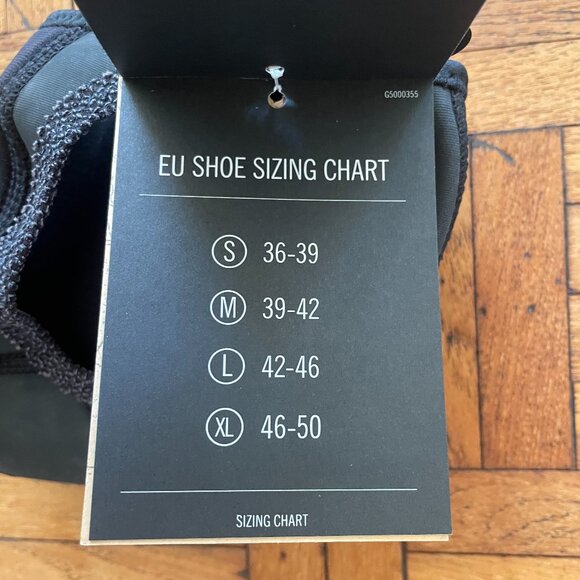 GIRO Ambient Toe Cover - Picture 4 of 5